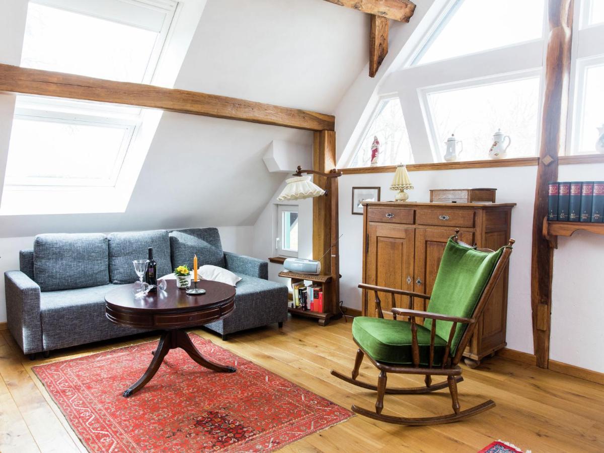 Vintage Apartment With Garden Schleiden Ruang foto